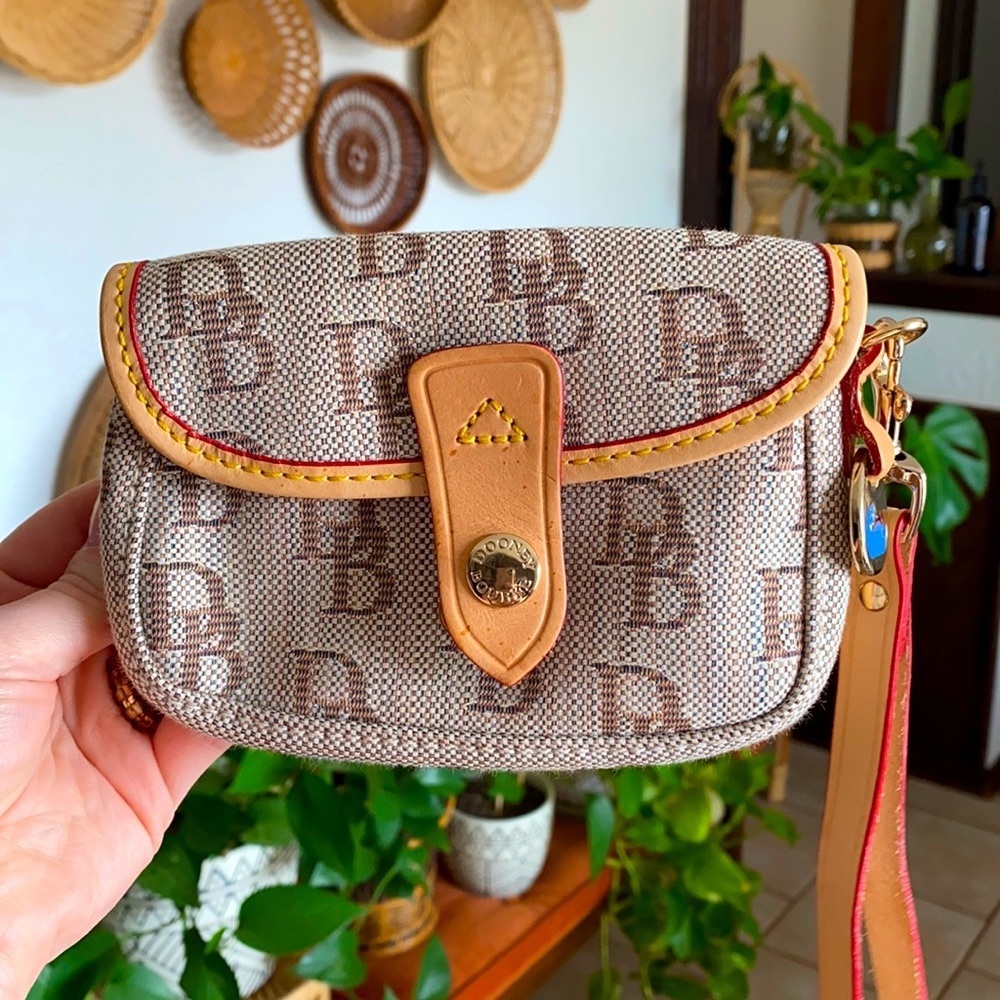 COPY - Dooney & Bourke Wristlet Coin purse wallet